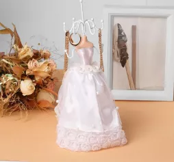 Подставка для украшений "Силуэт девушки в свадебном платье" h=26,5, цвет белый 5111733